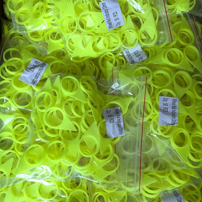 Truck Tire Nut Loose Indicator 