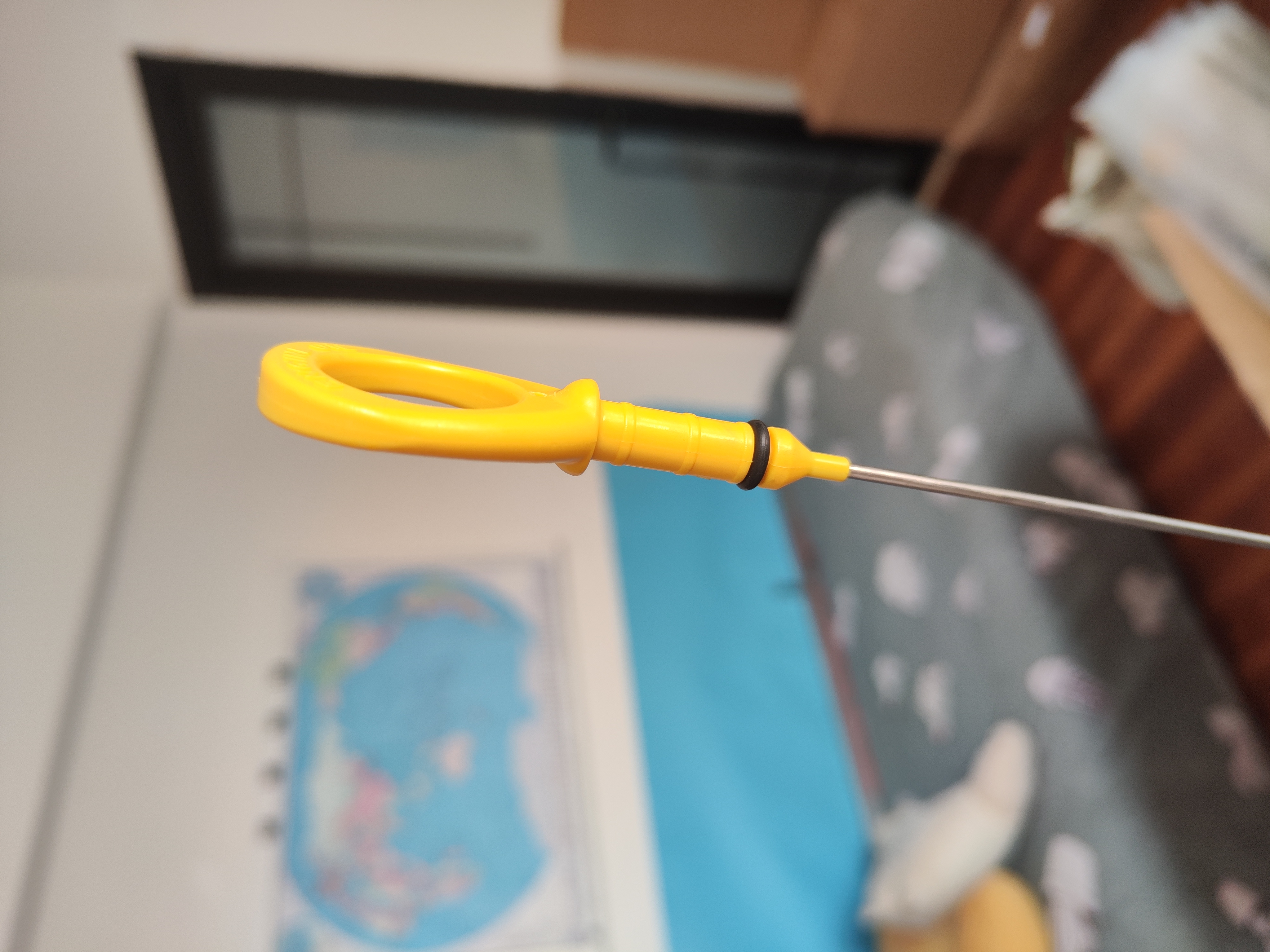 15301-0H012 917-396 is applicable to the engine oil dipstick of 2002-2006 Toyota Sora Camry.