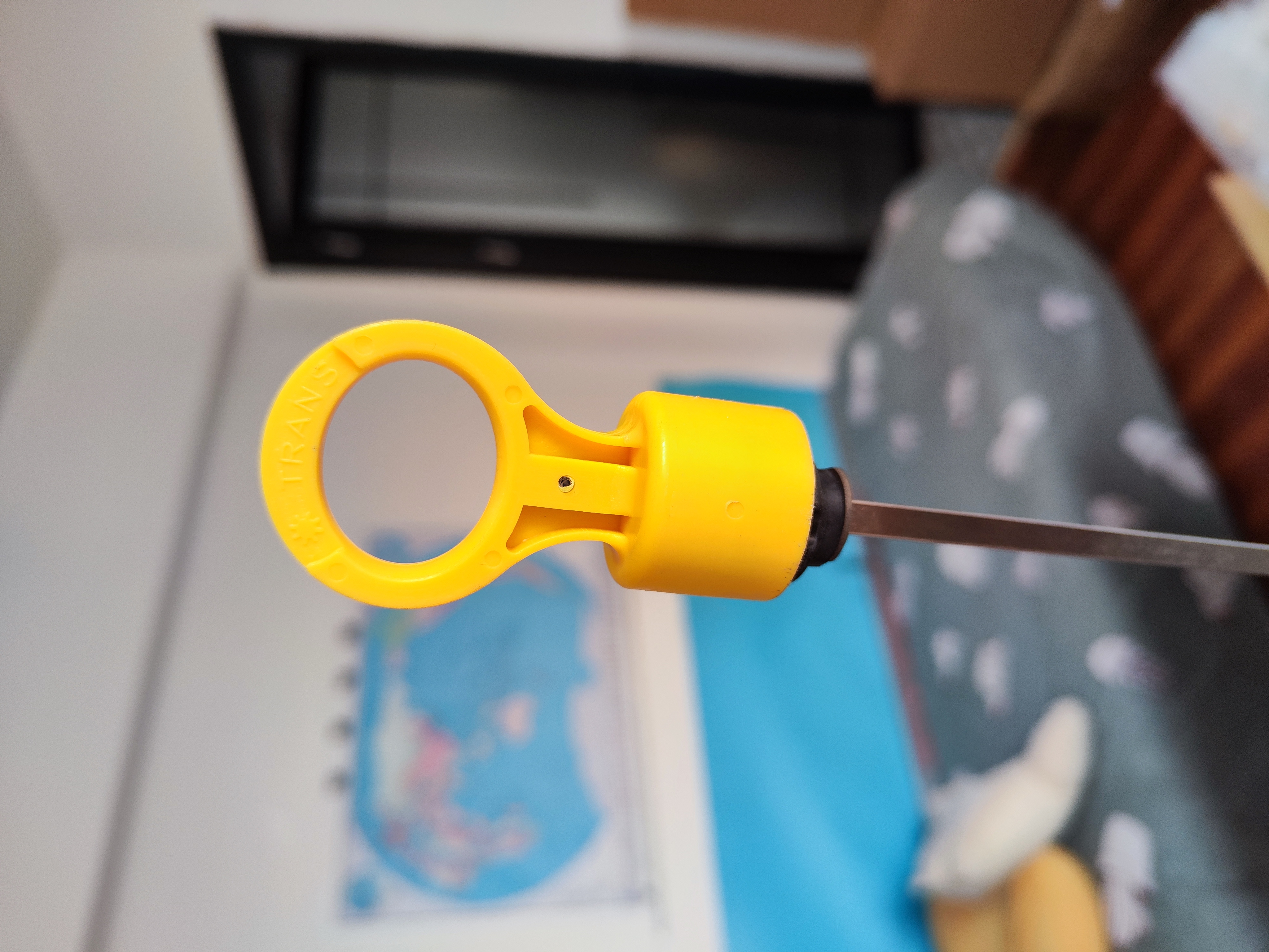 Oil Dipstick 1150mm Engine Oil Dipstick OE: 53034117AA Suitable for Dodge Ram 2500 3500 2007-2022 Car Oil Dipstick